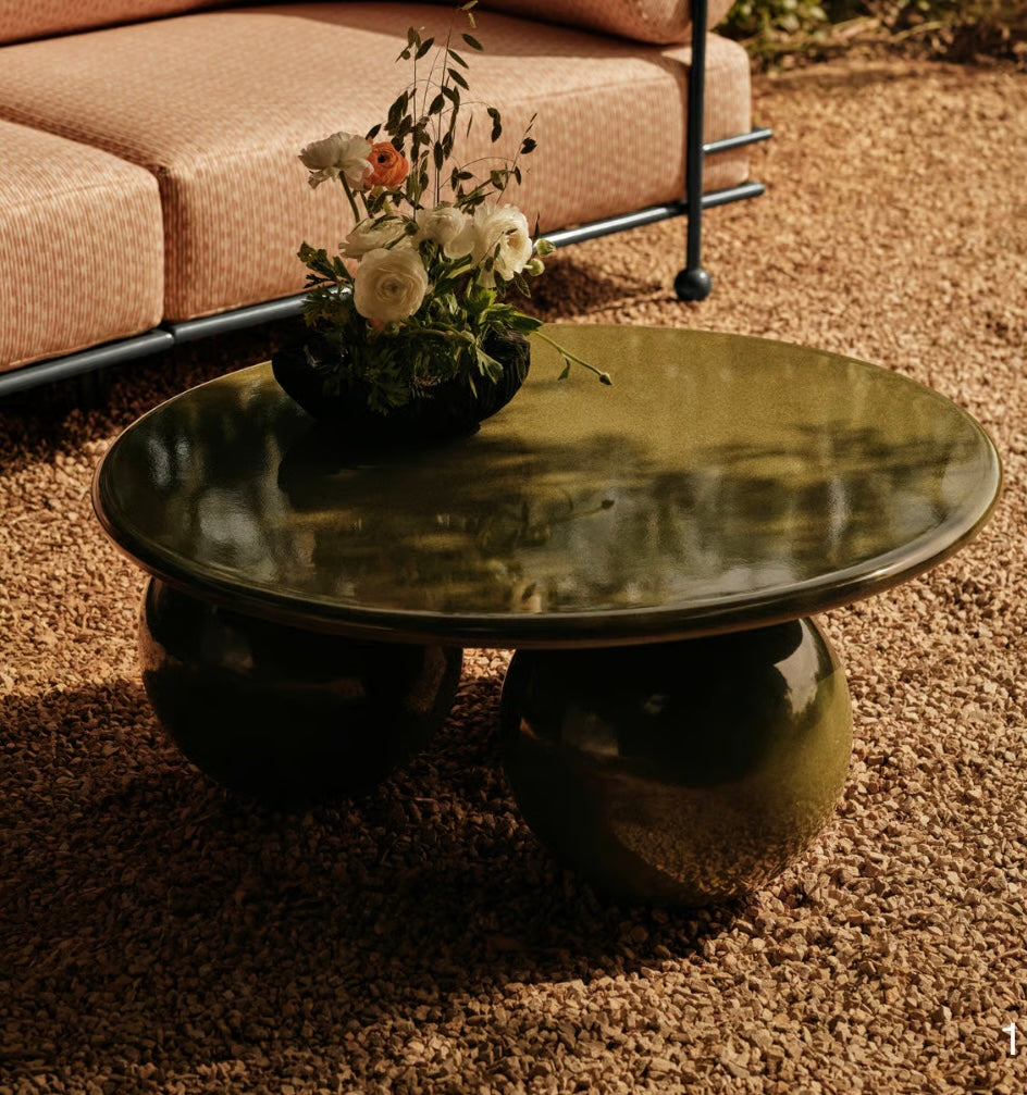 Oxley Outdoor Coffee Table, Concrete, Pine