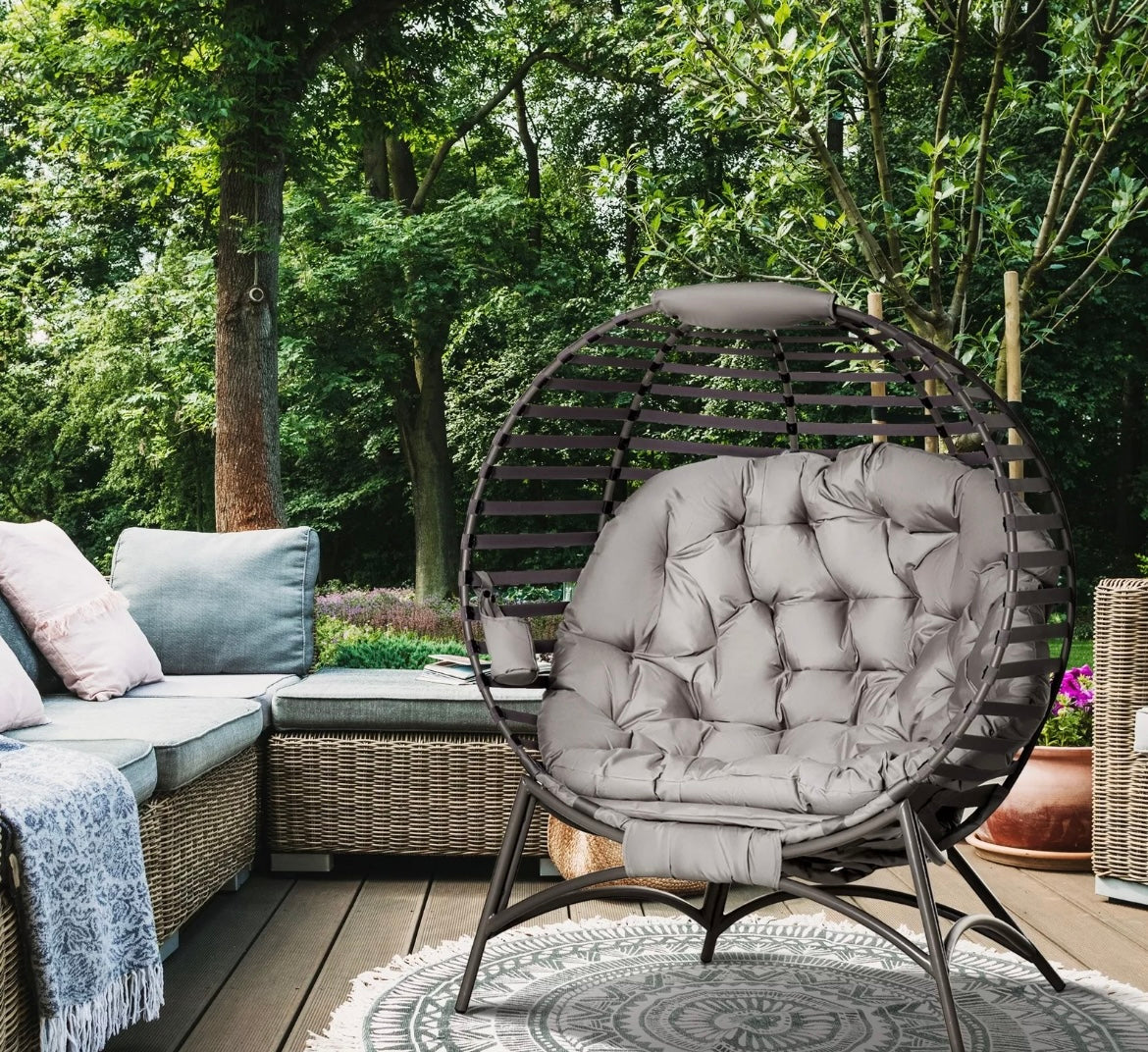 Large Standing Egg Chair with Soft Cushion Steel Garden Basket Chair for Outdoor, Brown